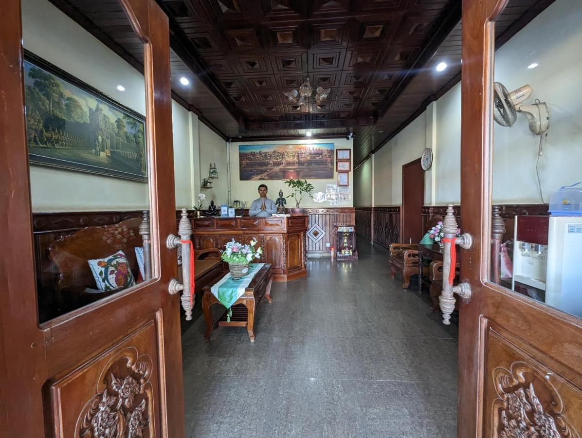 Reach Kunthea Guesthouse Siem Reap Exterior photo